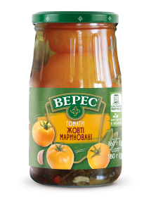 Pickled yellow tomatoes